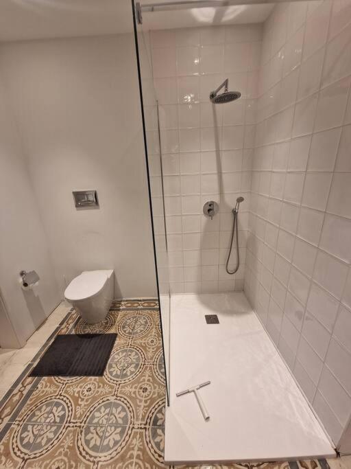 No 60, 2Nd Floor, Centrally Located, Fully Equipped Studio Apt Il-Furjana Extérieur photo